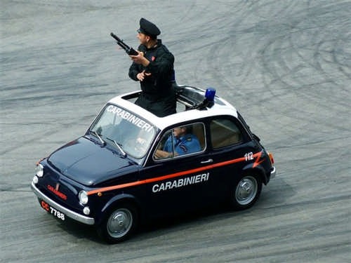 auto-carabinieri-anni-80_t.jpg