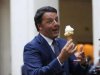 renzi-lecca-584157_tn.jpg