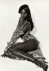 334d_naomi_seated_hollywood_1991_by_herb_ritts.jpg