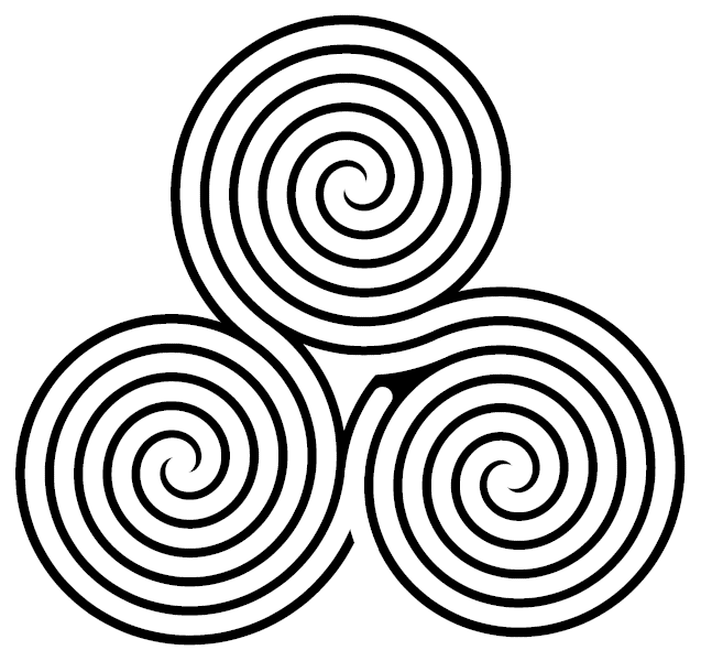 Triple-Spiral-labyrinth.png