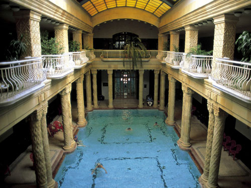 budapest_terme_gellert.jpg