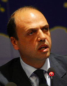Angelino_Alfano_EPP_cropped.png