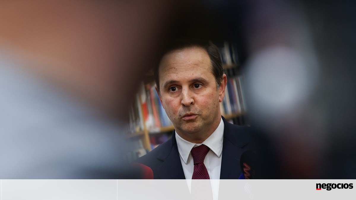 www.jornaldenegocios.pt