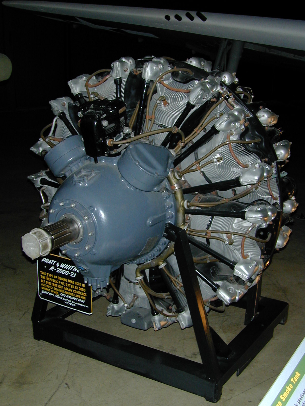 Pratt_%26_Whitney_R-2800_Engine_1.jpg