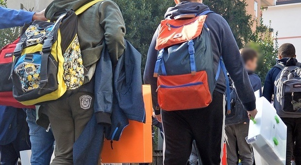 4464855_1440_scuola.jpg