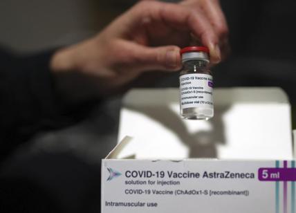 Astrazeneca vietato alle forze dell'ordine: “Stop, troppi effetti collaterali”