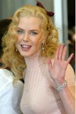 1094649843_v_in_CINE_20040908.jpg