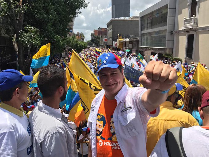 DASIXNkXgAAg4DV.jpg:small