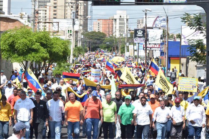 DASJSn9XUAAGHs3.jpg:small