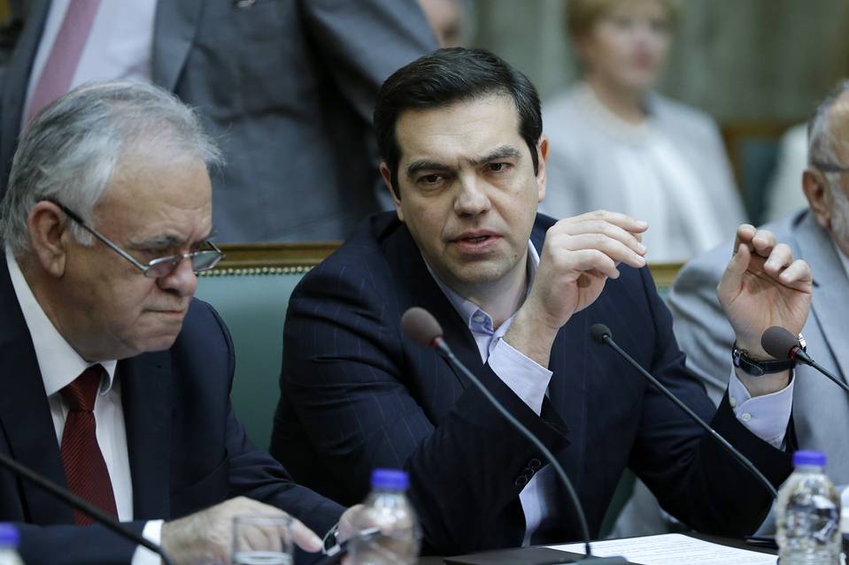 BN-NY587_greece_J_20160510091732.jpg