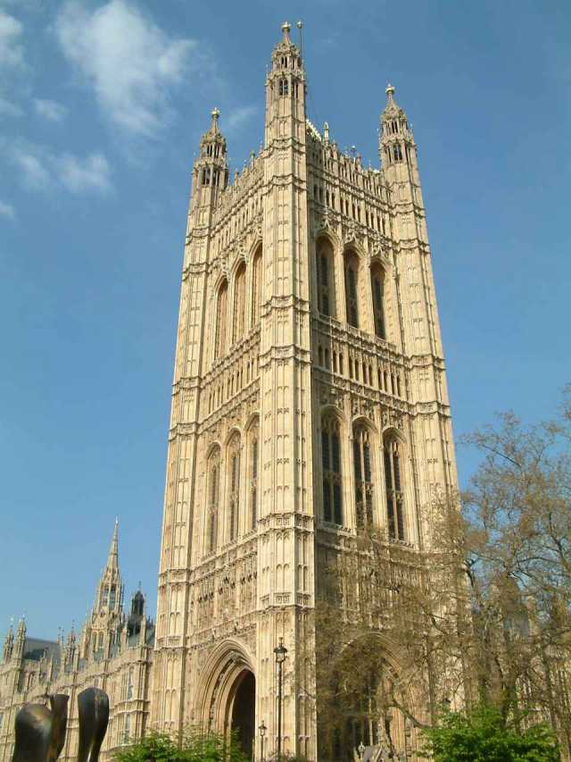Westminster_Palace_Victoria_Tower.jpg