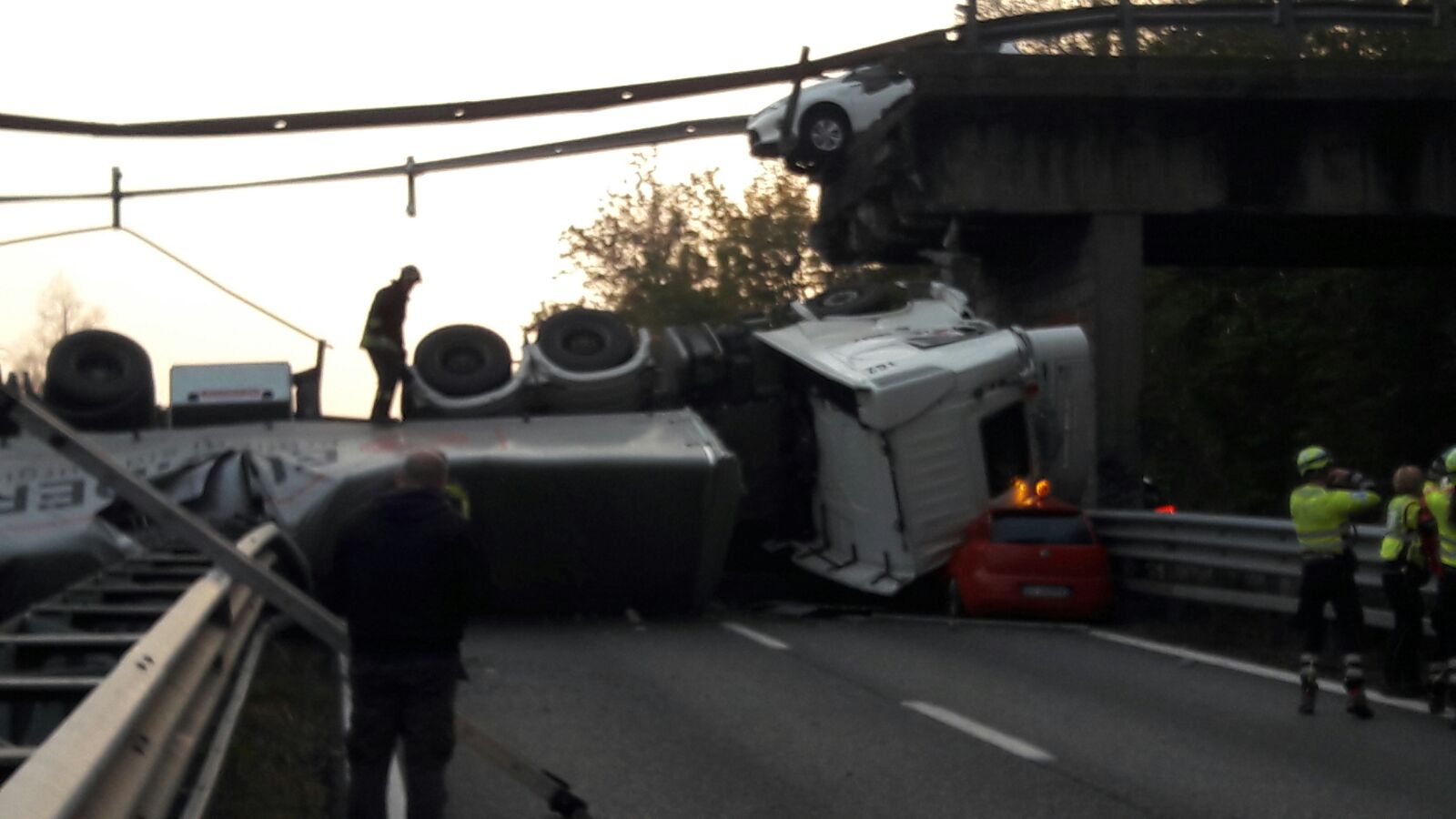 ponte-annone-crollo-3.jpeg