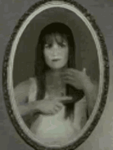 tenor.gif
