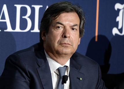 Intesa Sanpaolo, nel primo trimestre l'utile netto vola a 3.023 mld di euro