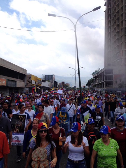 DASJdDmXkAIkzeG.jpg:small