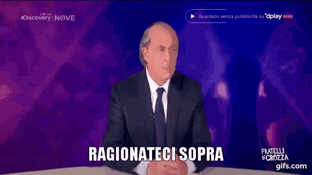 Zaia Crozza GIF - Zaia Crozza Ragionateci Sopra - Discover & Share GIFs