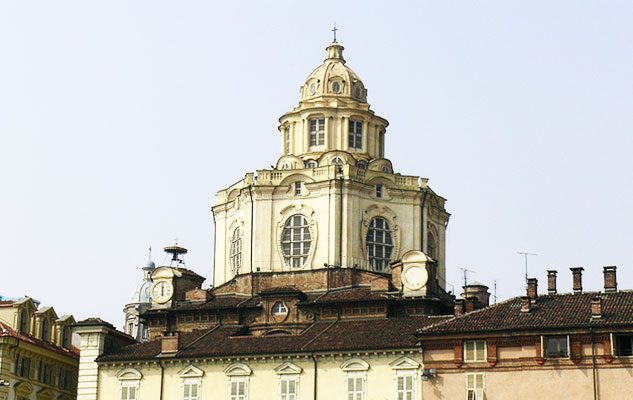 chiesa-san-lorenzo-torino.jpg