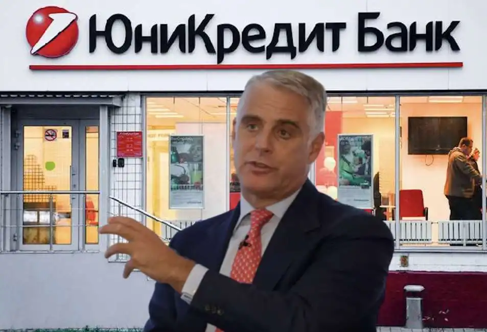 www.dagospia.com